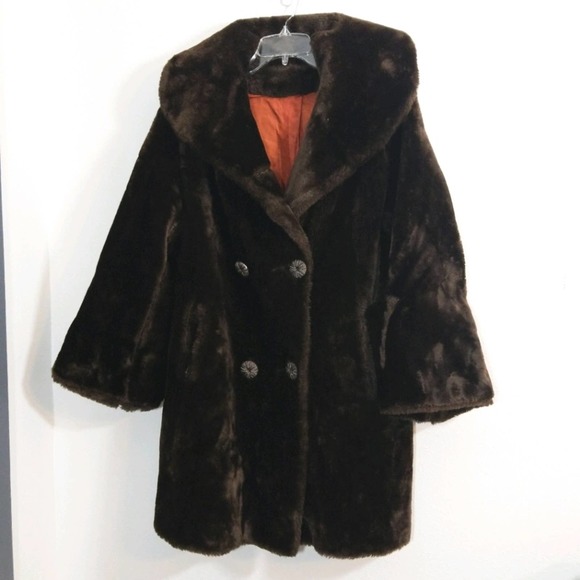 Vintage 60s 70s dbl brst chocolate faux fur coat - Picture 3 of 10